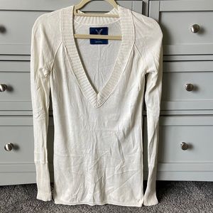 American Eagle Off White Sweater